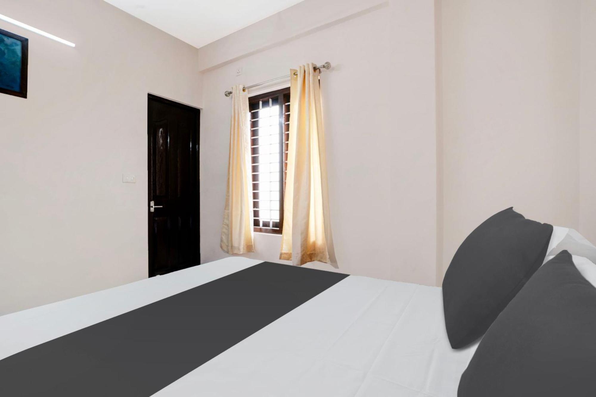 Hotel O Grand Residency Ambalapulai Экстерьер фото