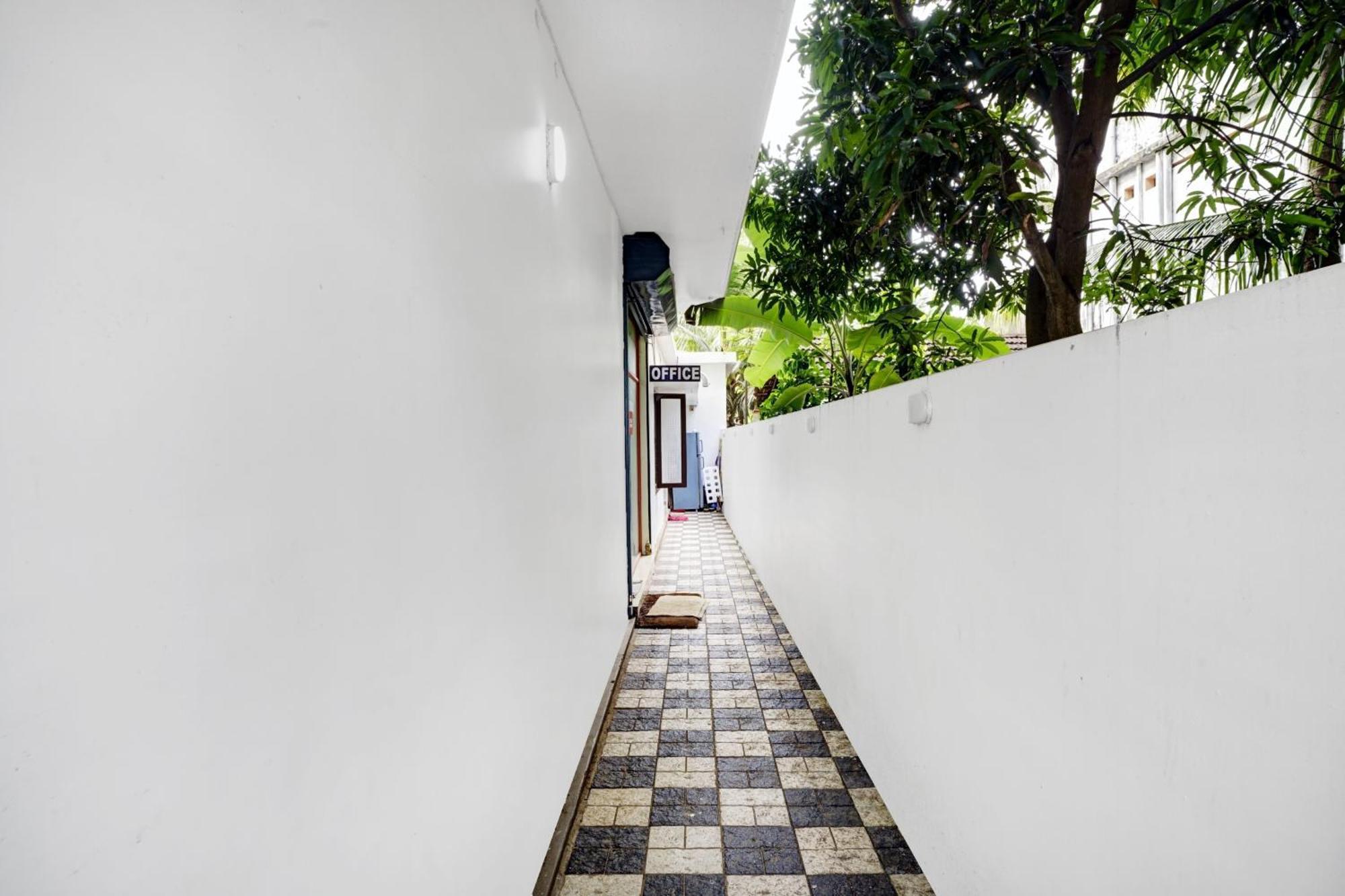 Hotel O Grand Residency Ambalapulai Экстерьер фото