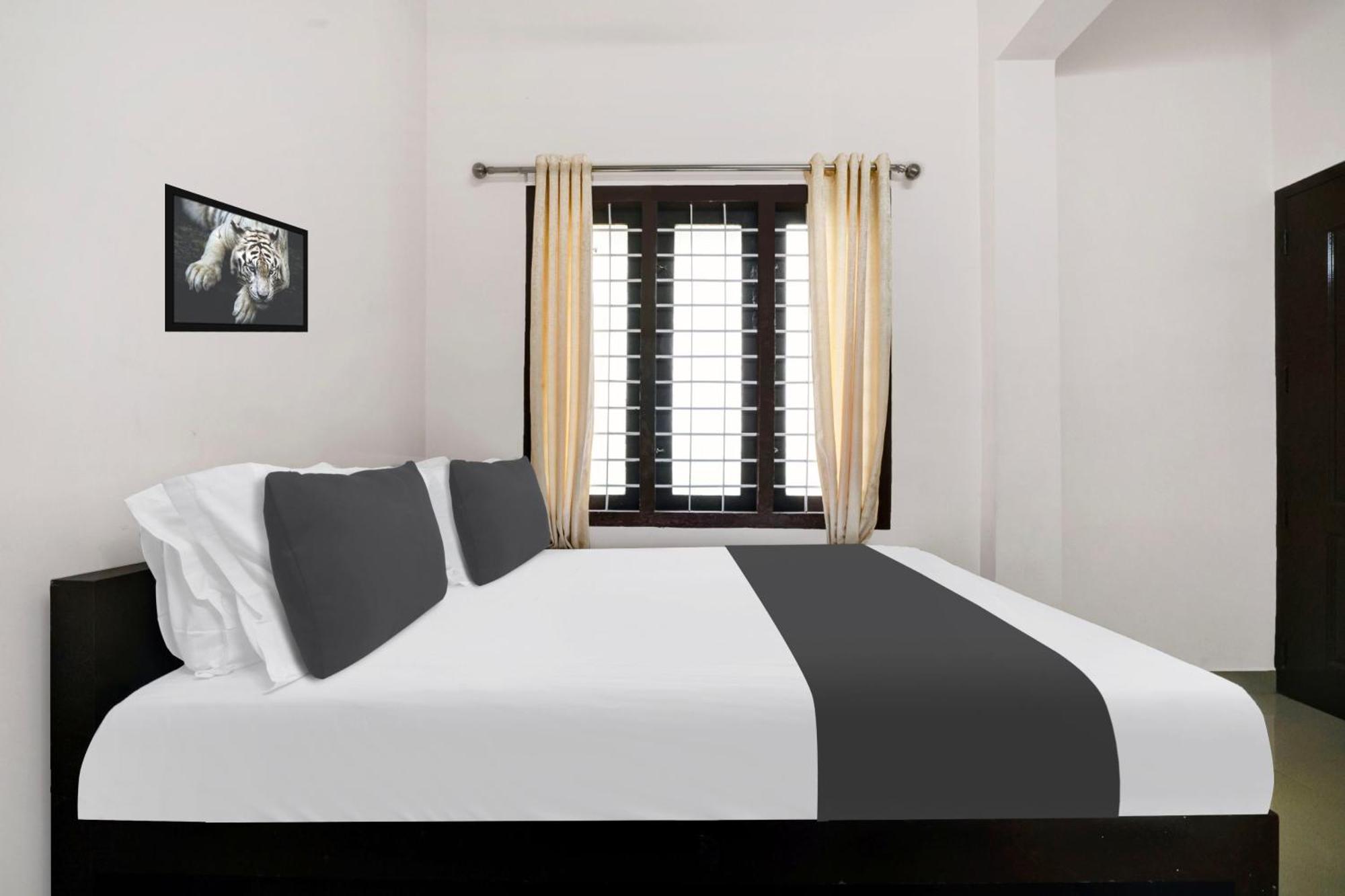 Hotel O Grand Residency Ambalapulai Экстерьер фото
